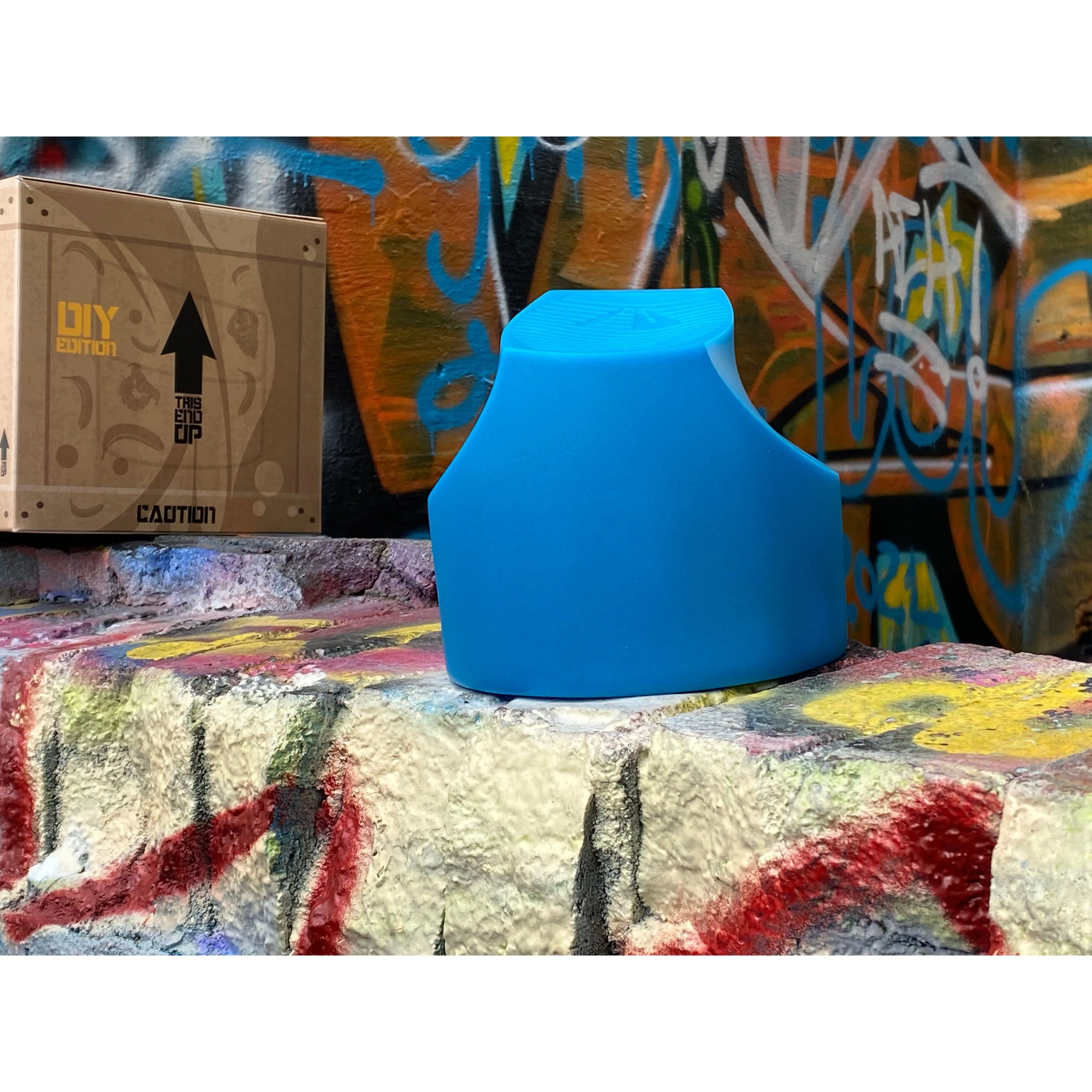 Banana Skinny Cap Glow in the Dark Blue