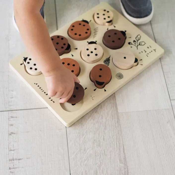 WEE GALLERY - LADYBUGS COUNT TO 10 TRAY PUZZLE